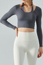 Load image into Gallery viewer, Halter Neck Long Sleeve Cropped Sports Top