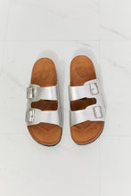 Load image into Gallery viewer, MMShoes Best Life Double-Banded Slide Sandal in Silver