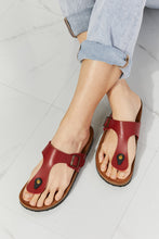 Load image into Gallery viewer, MMShoes Drift Away T-Strap Flip-Flop in Wine