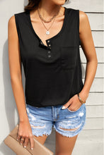 Load image into Gallery viewer, Quarter-Snap Scoop Neck Tank