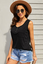 Load image into Gallery viewer, Quarter-Snap Scoop Neck Tank