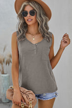 Load image into Gallery viewer, Quarter-Snap Scoop Neck Tank