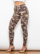 Load image into Gallery viewer, Full Size Camouflage Buttoned Leggings