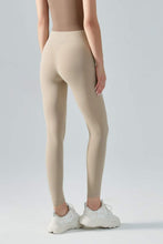 Load image into Gallery viewer, Wide Waistband Active Leggings