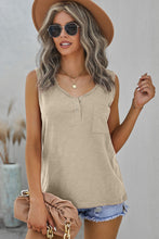 Load image into Gallery viewer, Quarter-Snap Scoop Neck Tank