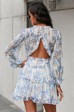 Load image into Gallery viewer, Floral Frill Trim Plunge Flounce Sleeve Dress