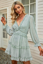 Load image into Gallery viewer, Floral Frill Trim Plunge Flounce Sleeve Dress